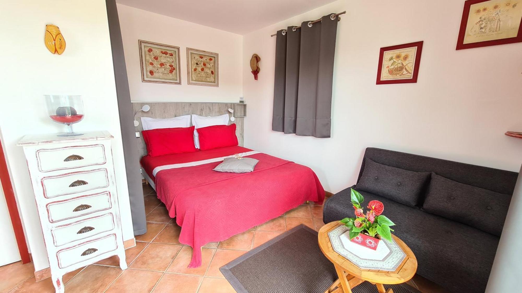 La Cigale Sous L'Olivier Bed & Breakfast Le Castellet  Bagian luar foto