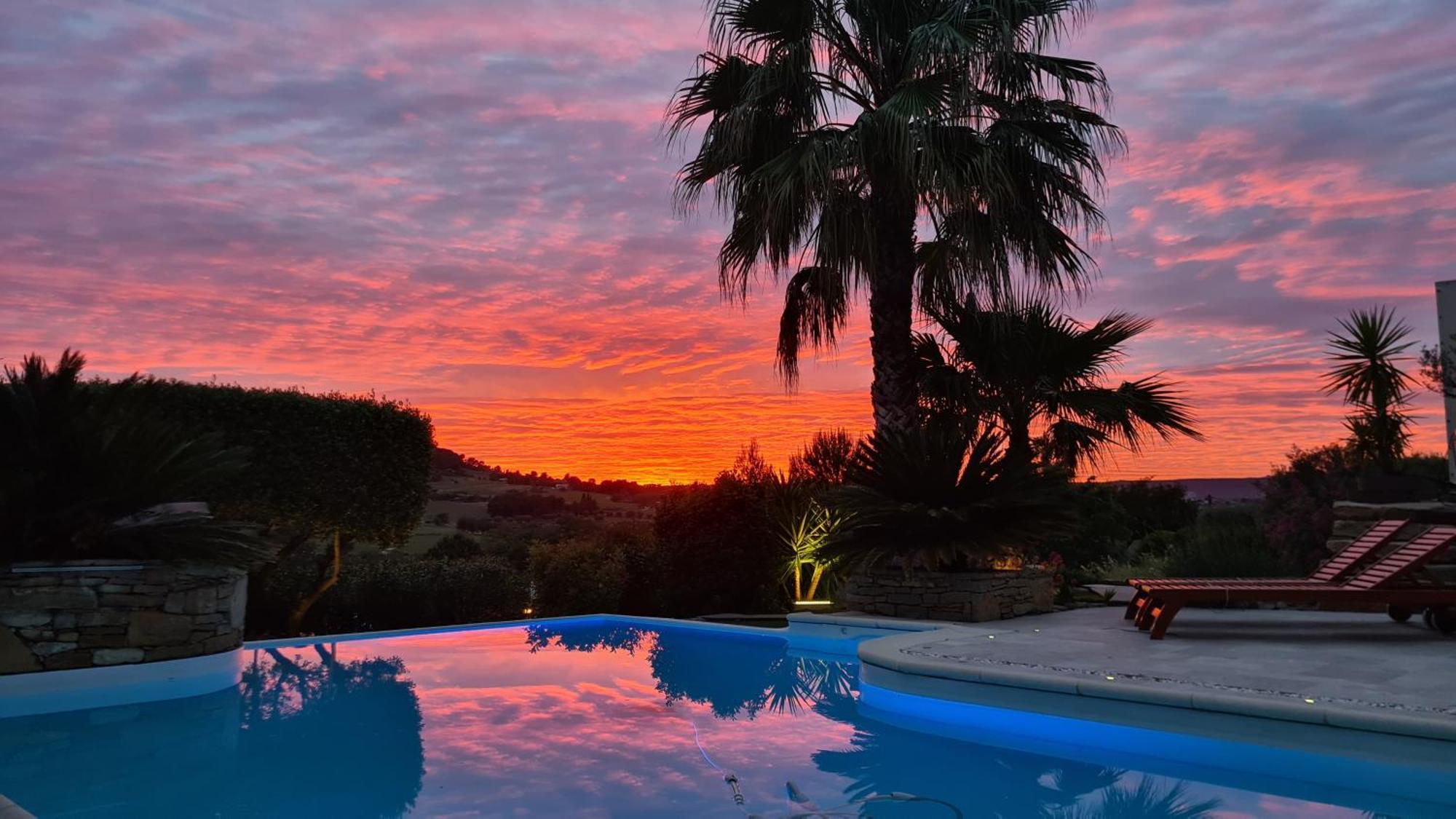 La Cigale Sous L'Olivier Bed & Breakfast Le Castellet  Bagian luar foto