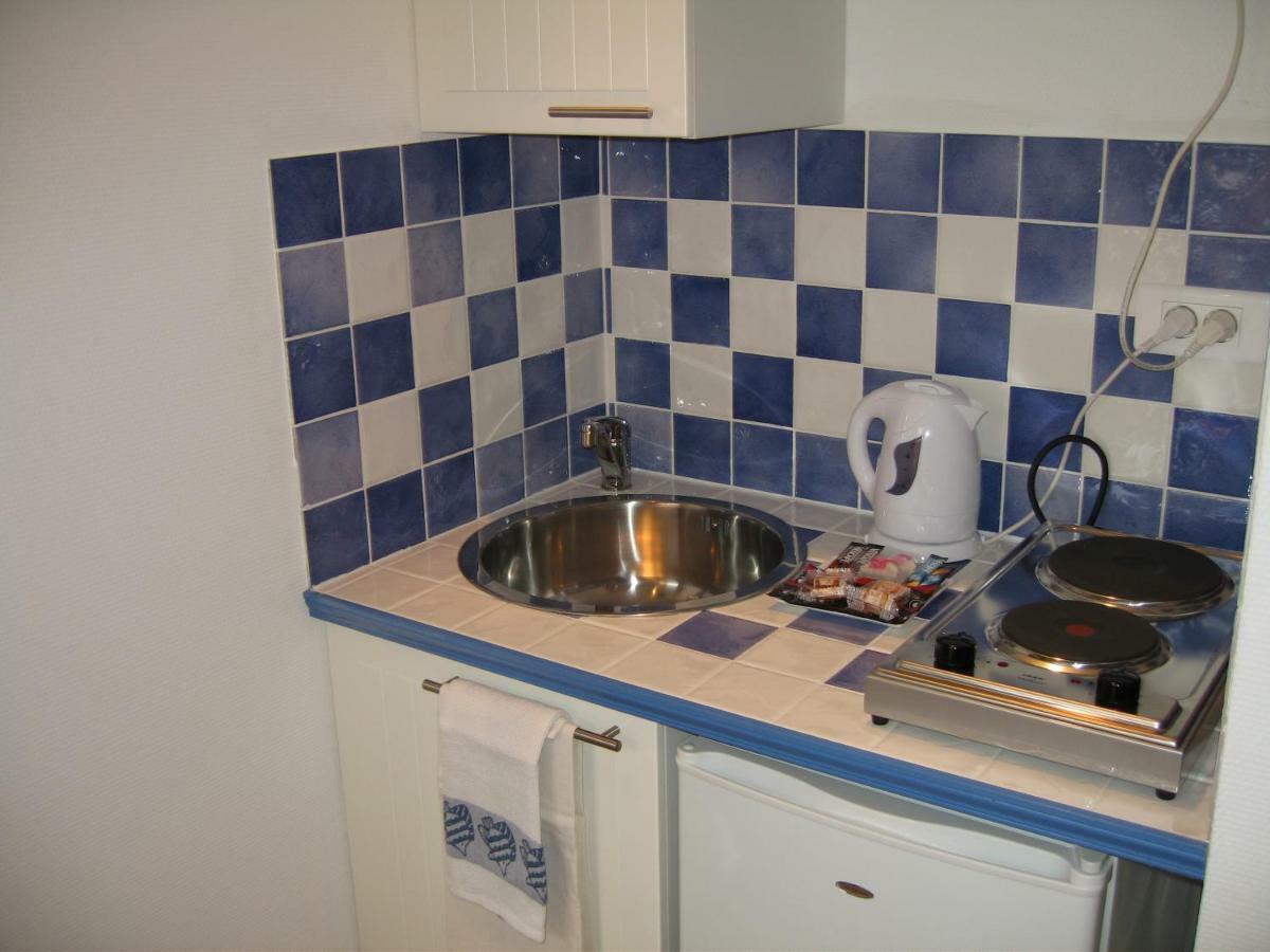 La Cigale Sous L'Olivier Bed & Breakfast Le Castellet  Bagian luar foto